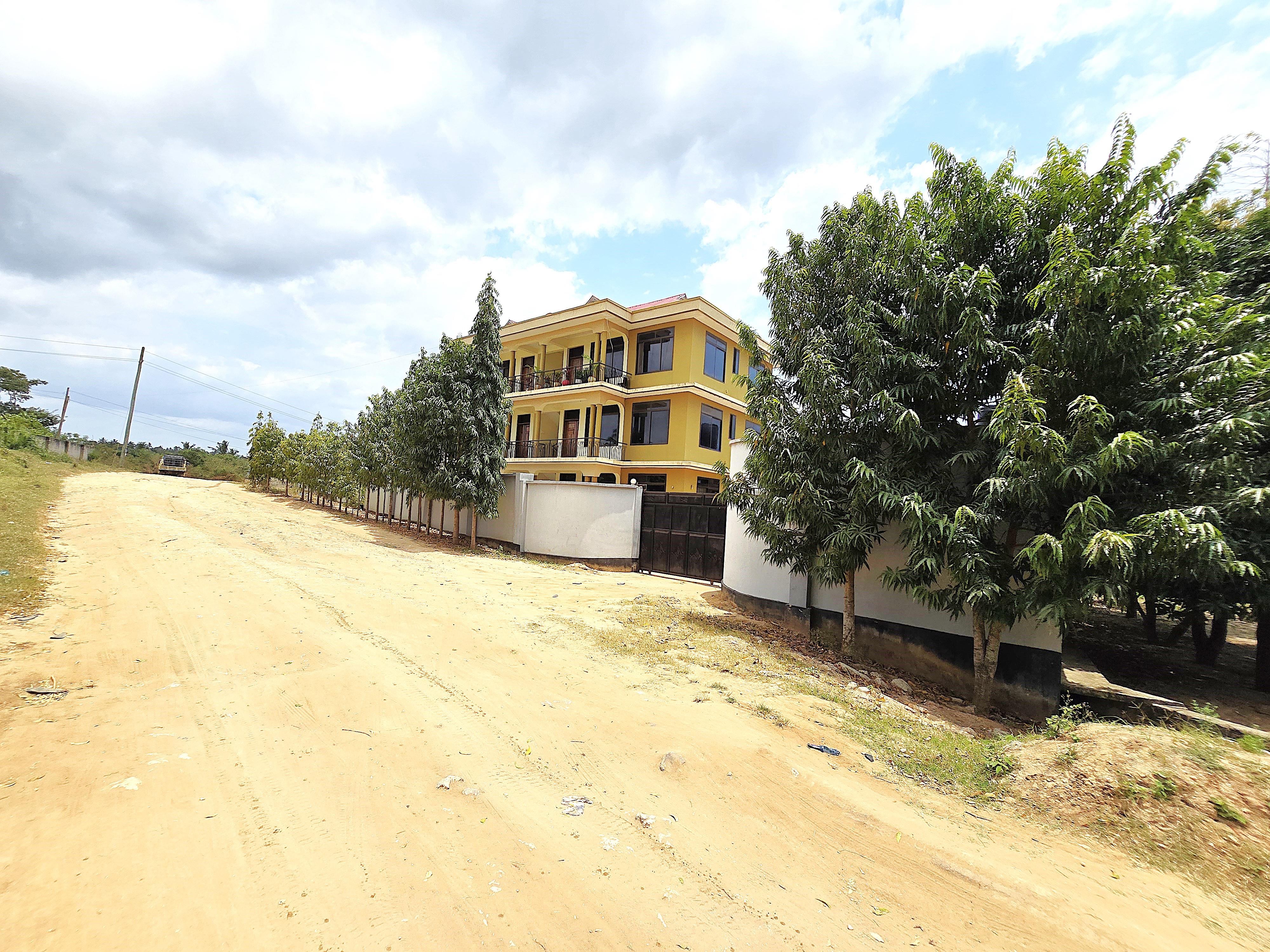 Product image for Apartments and Plot for Sale in Goba kwa awadhi